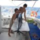 33- Les enfants contents de leur peche 